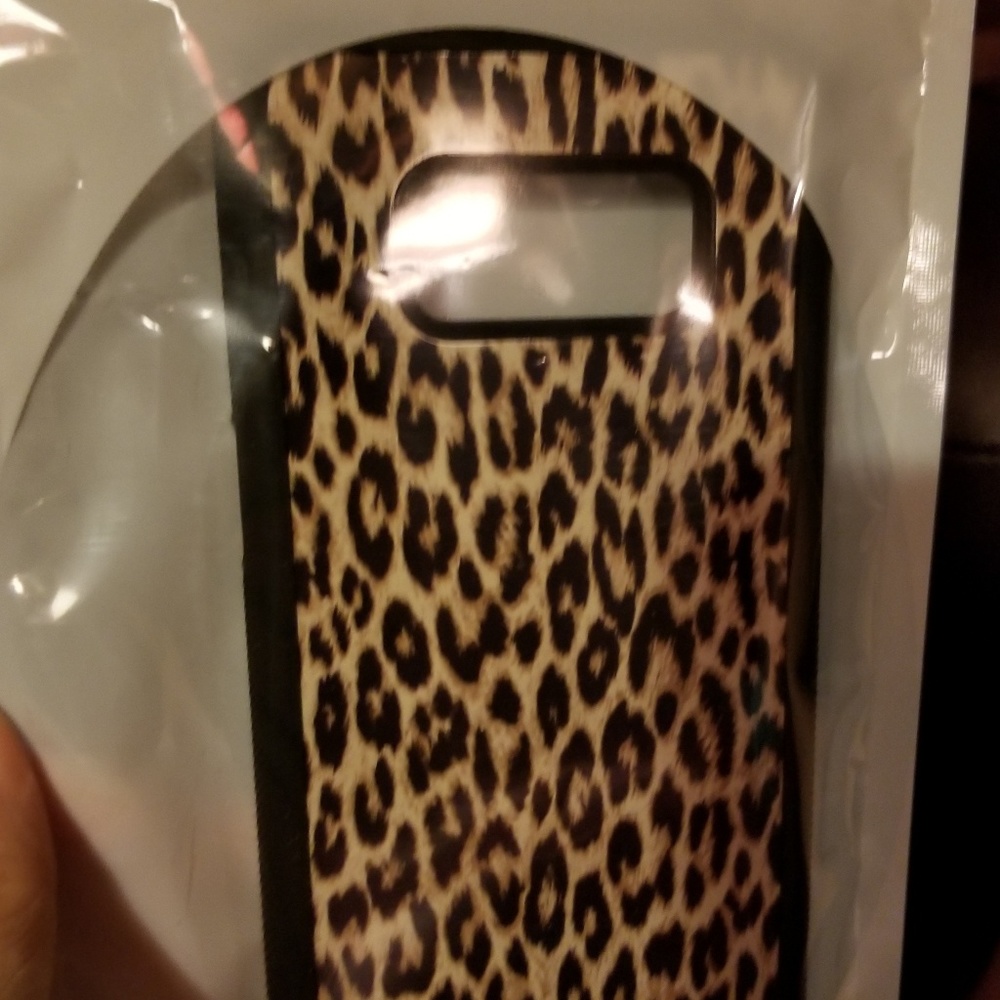 Cheetah print phone case